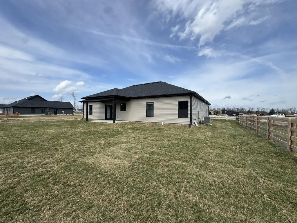 219 Navajo Drive Richmond KY 40475