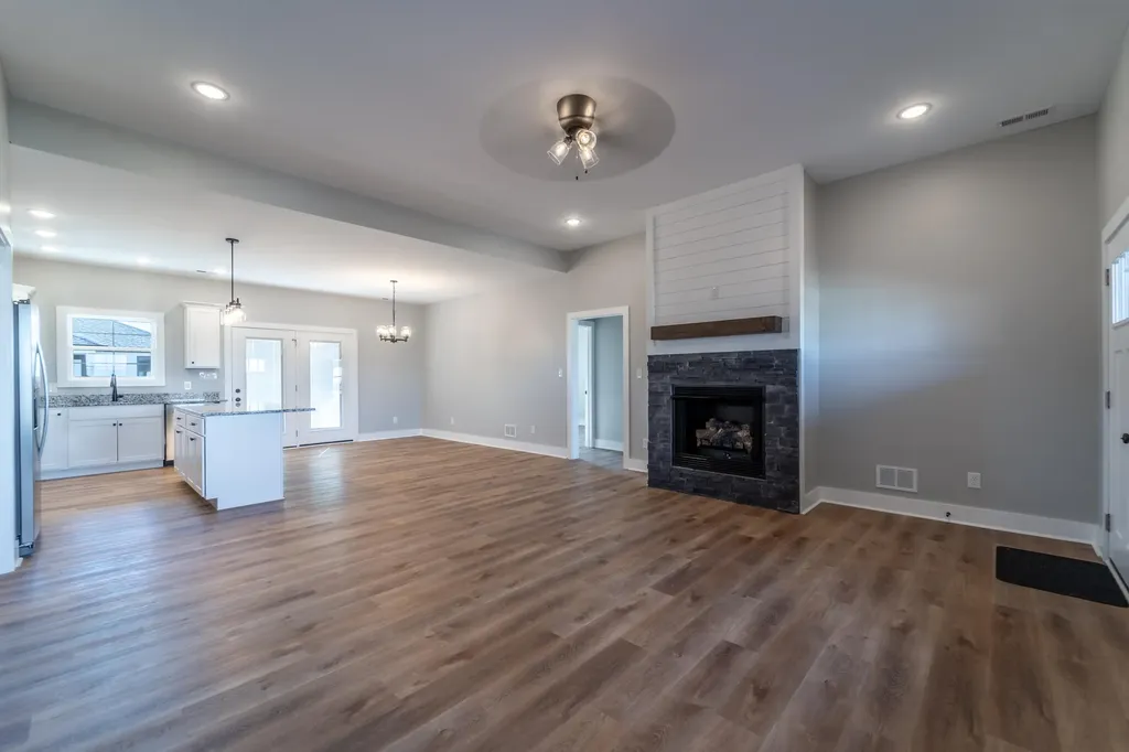 219 Navajo Drive Richmond KY 40475