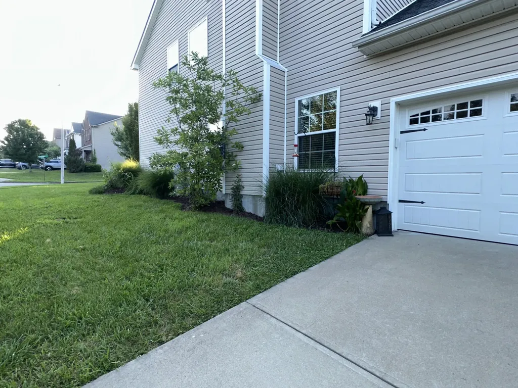 3784 Blue Bonnet Drive Lexington KY 40514
