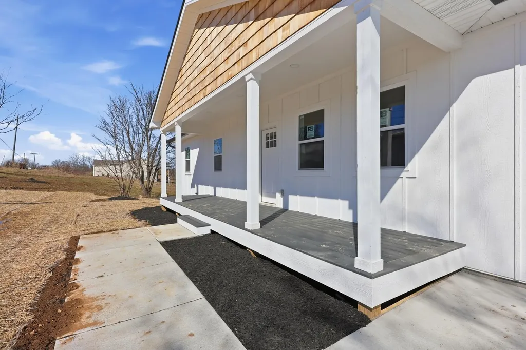 2334 High Bridge Road Lancaster KY 40444