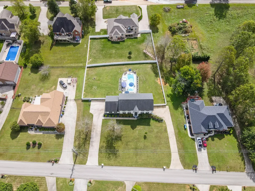 286 Lake Forest Drive Somerset KY 42503