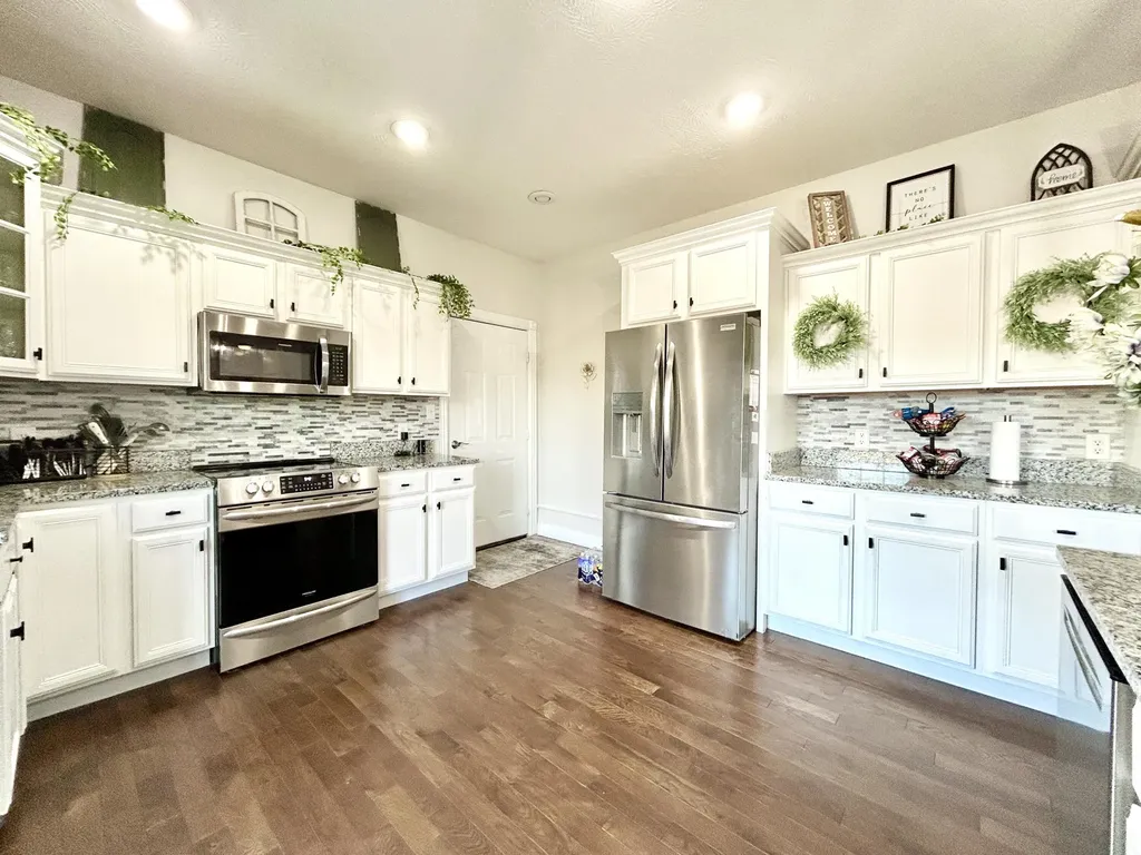 286 Lake Forest Drive Somerset KY 42503
