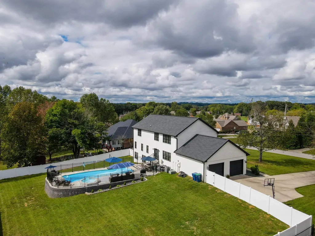 286 Lake Forest Drive Somerset KY 42503