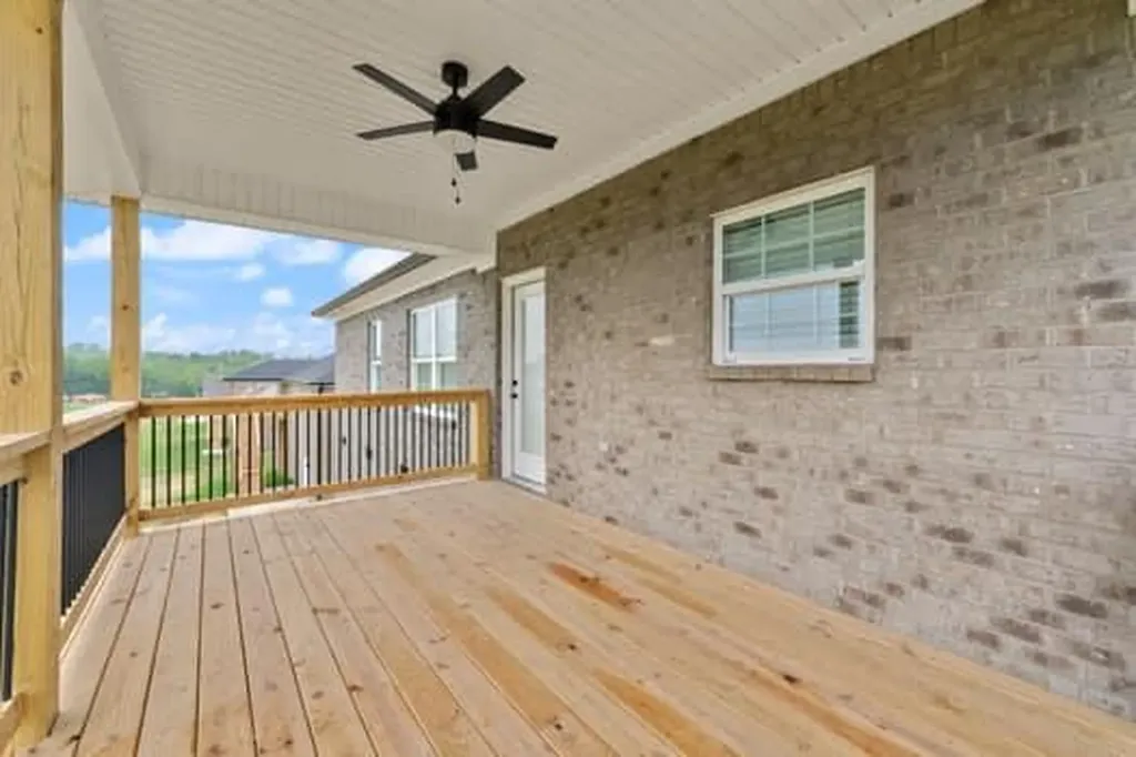 165 Central Park Avenue Berea KY 40403