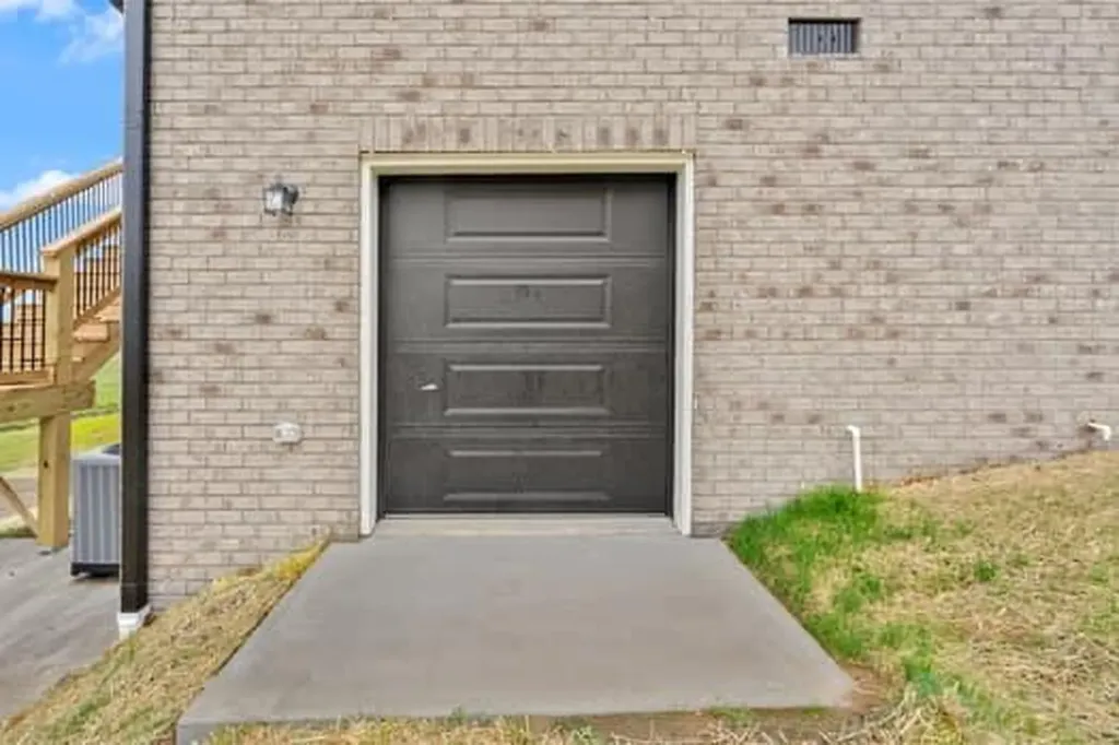 165 Central Park Avenue Berea KY 40403