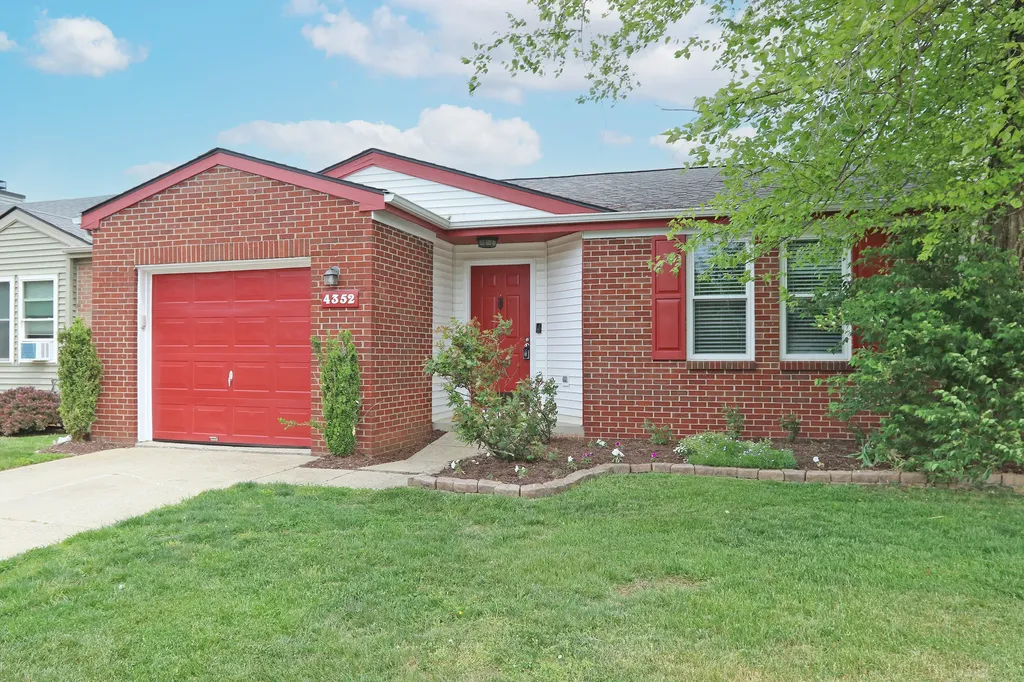 4352 Cobblestone Knoll Drive Lexington KY 40515