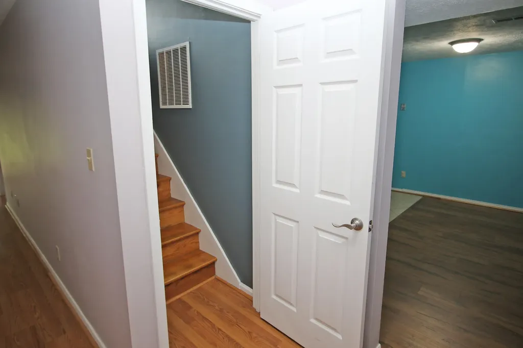 4352 Cobblestone Knoll Drive Lexington KY 40515