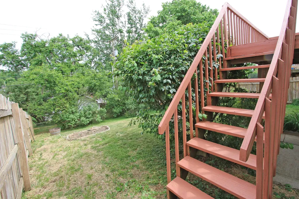 4352 Cobblestone Knoll Drive Lexington KY 40515
