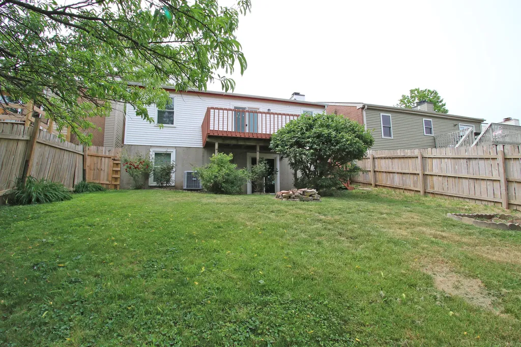 4352 Cobblestone Knoll Drive Lexington KY 40515