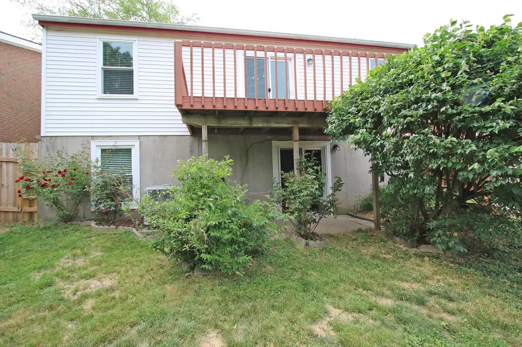4352 Cobblestone Knoll Drive Lexington KY 40515