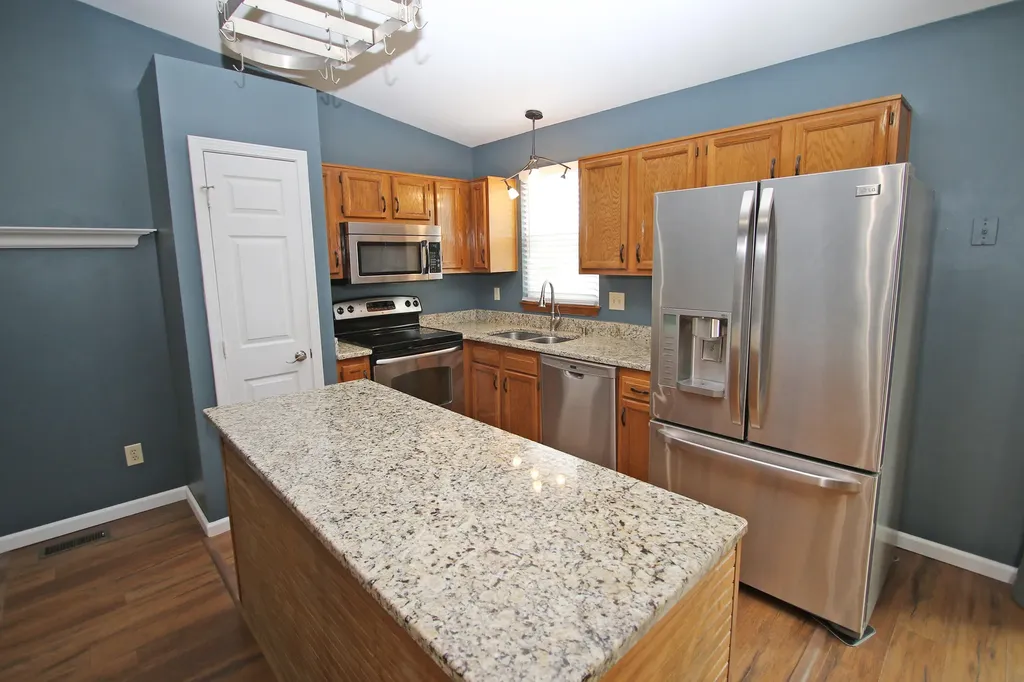4352 Cobblestone Knoll Drive Lexington KY 40515