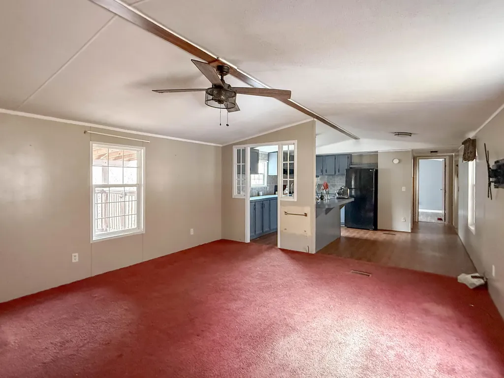 46 Tom Rose Branch Road Campton KY 41301