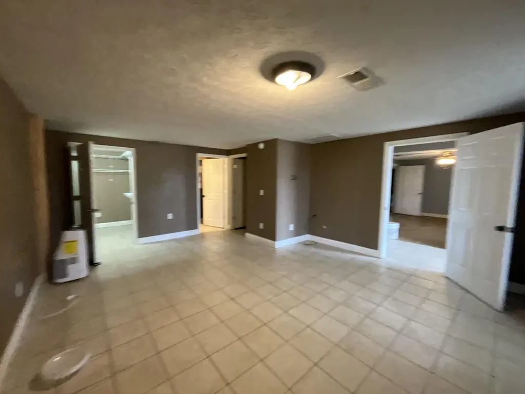 6687 U.s. 27 Science Hill KY 42553
