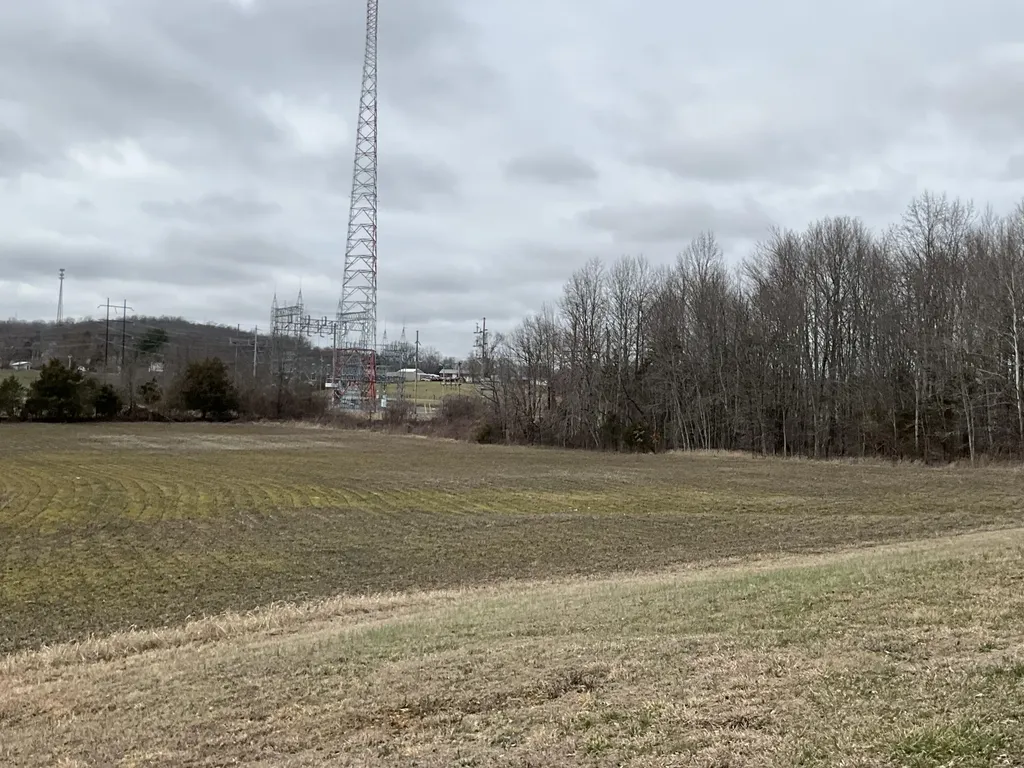 6687 U.s. 27 Science Hill KY 42553