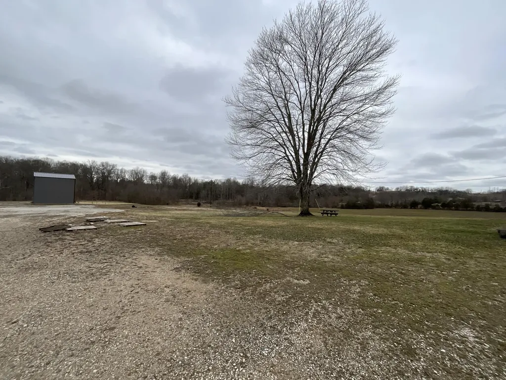 6687 U.s. 27 Science Hill KY 42553
