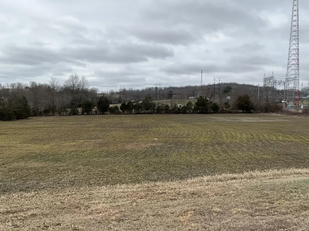 6687 U.s. 27 Science Hill KY 42553