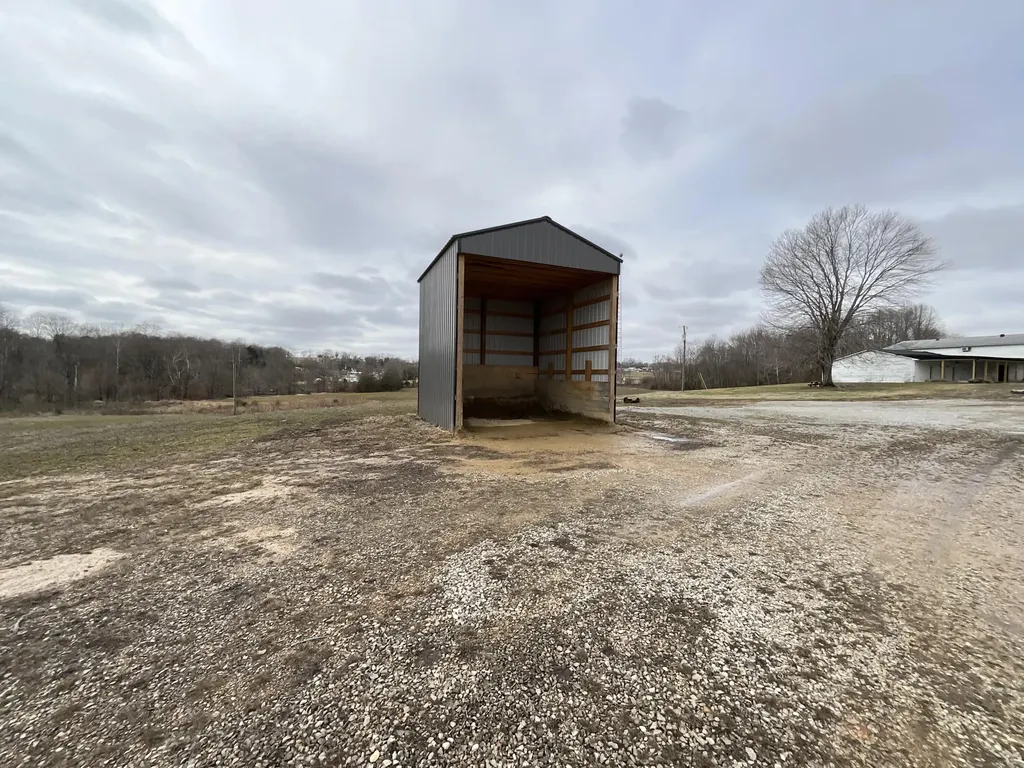 6687 U.s. 27 Science Hill KY 42553