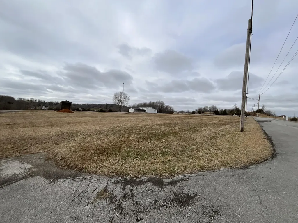 6687 U.s. 27 Science Hill KY 42553