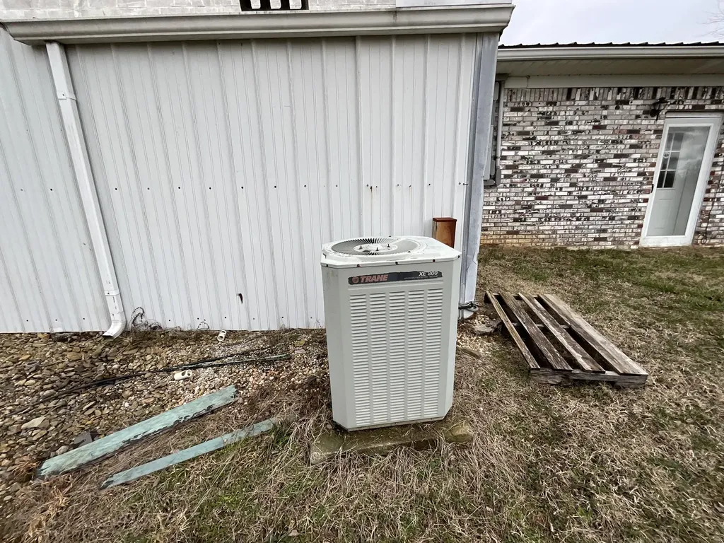 6687 U.s. 27 Science Hill KY 42553