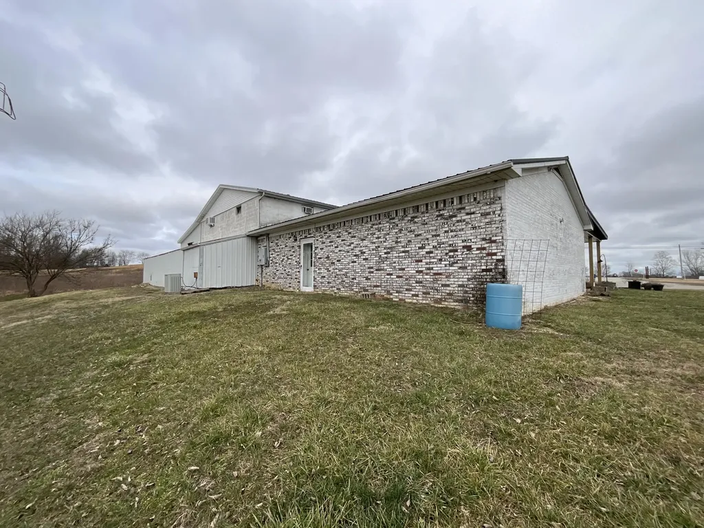 6687 U.s. 27 Science Hill KY 42553