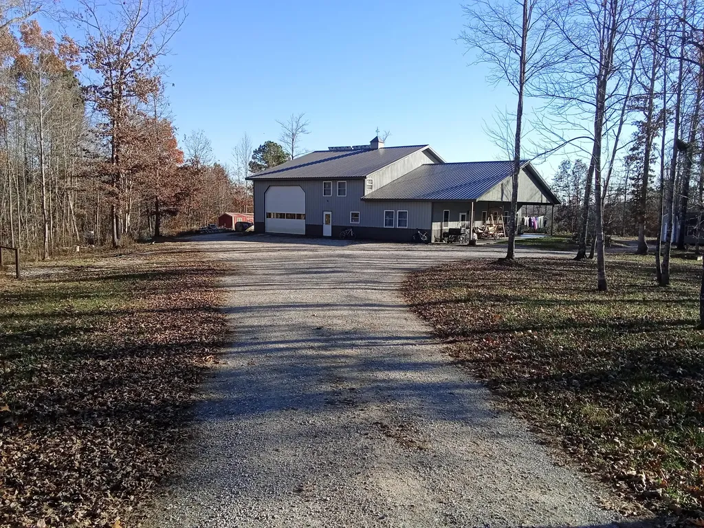 131 Marvins Lane East Bernstadt KY 40729