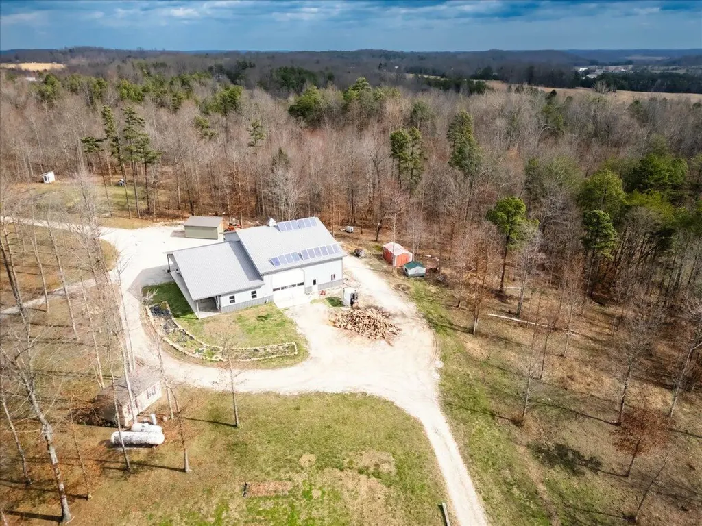 131 Marvins Lane East Bernstadt KY 40729