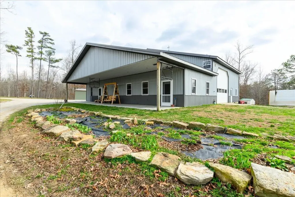 131 Marvins Lane East Bernstadt KY 40729