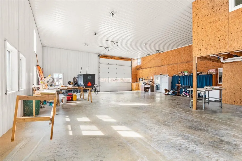 131 Marvins Lane East Bernstadt KY 40729