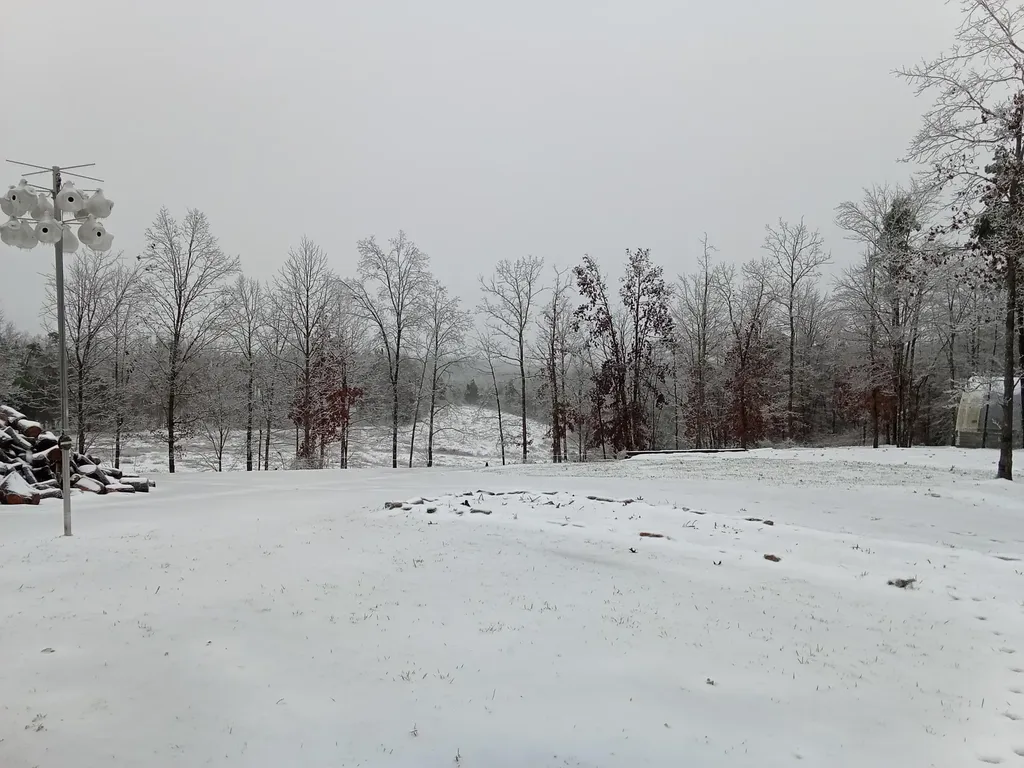 131 Marvins Lane East Bernstadt KY 40729