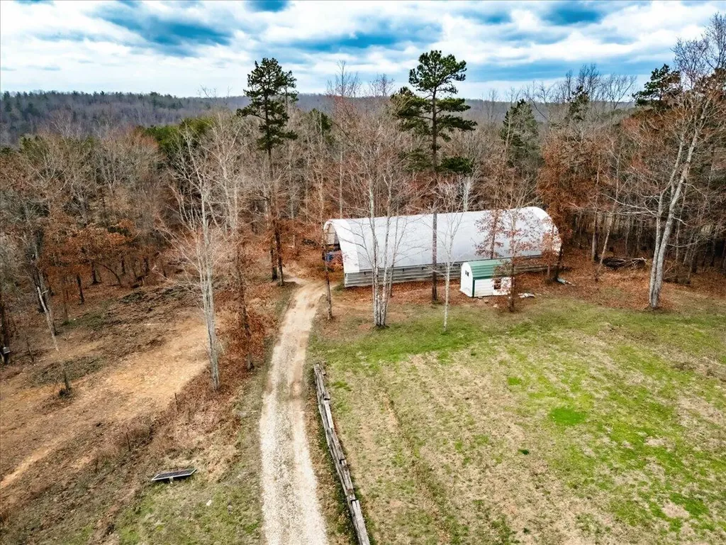 131 Marvins Lane East Bernstadt KY 40729