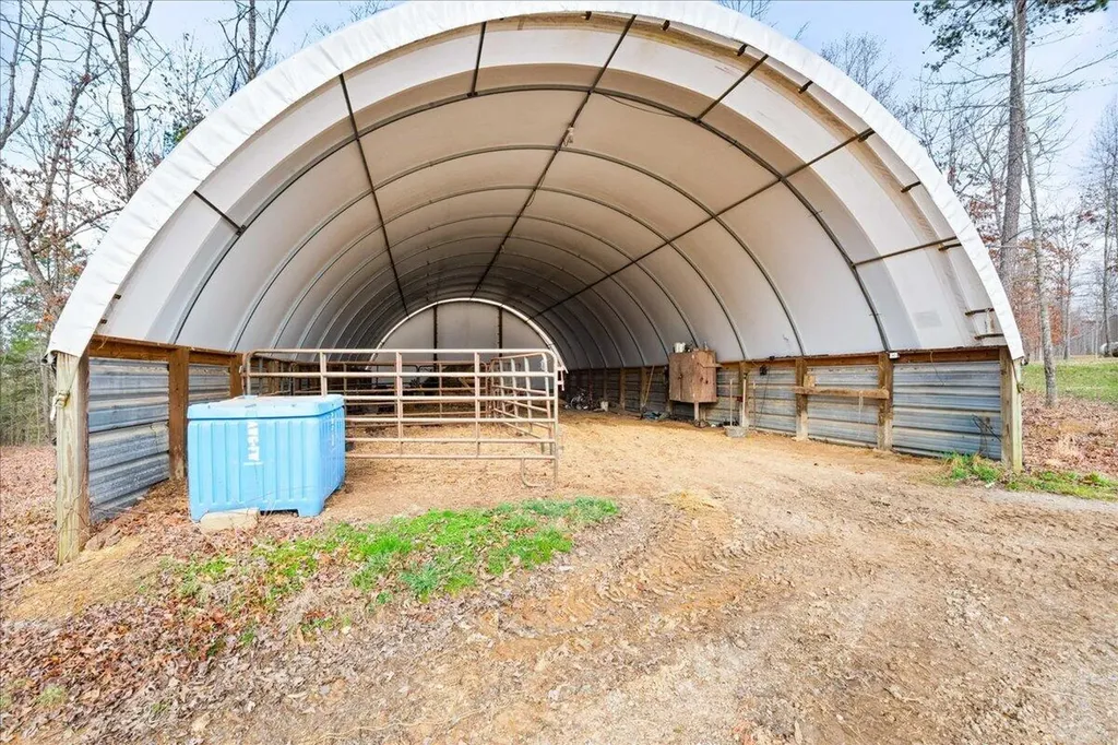 131 Marvins Lane East Bernstadt KY 40729