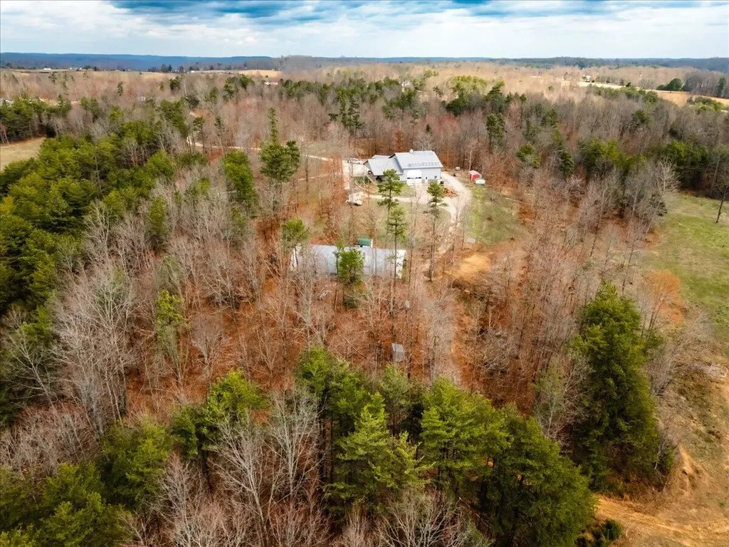 131 Marvins Lane East Bernstadt KY 40729