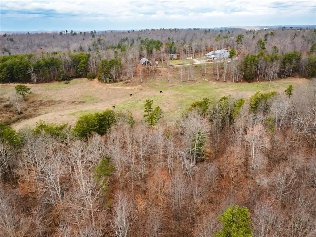 131 Marvins Lane East Bernstadt KY 40729