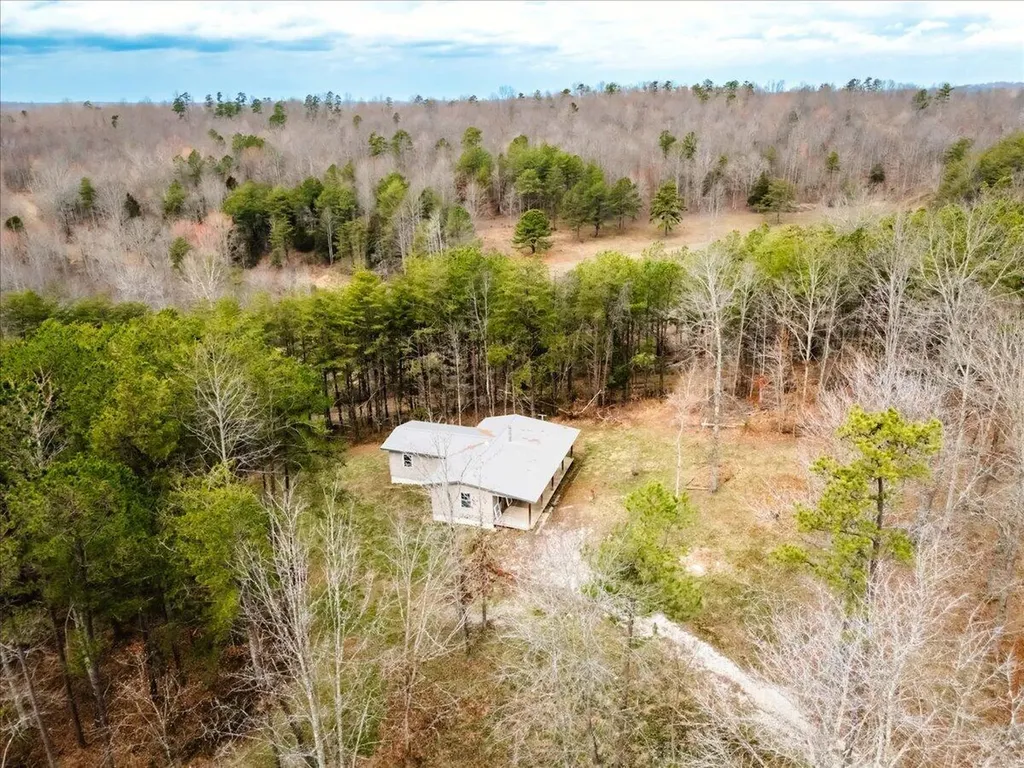 131 Marvins Lane East Bernstadt KY 40729