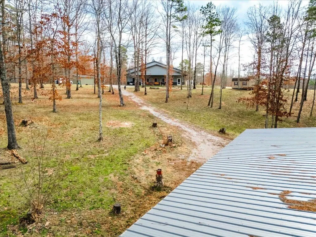 131 Marvins Lane East Bernstadt KY 40729