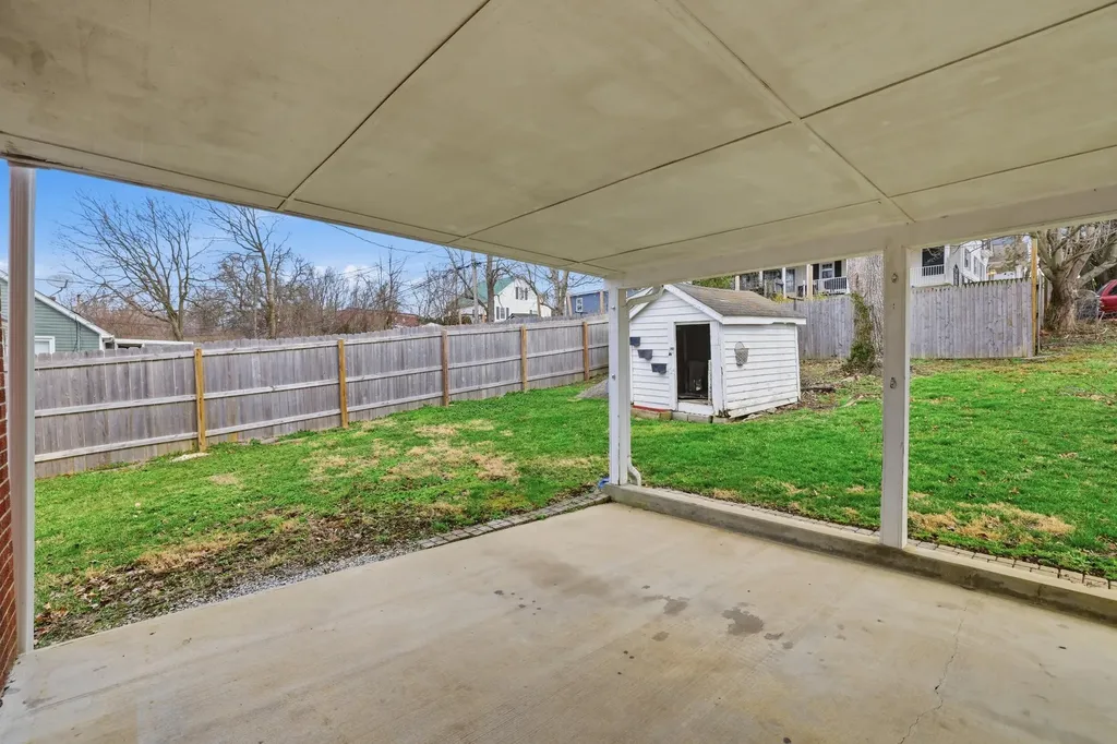 531 Fairway Drive Harrodsburg KY 40330