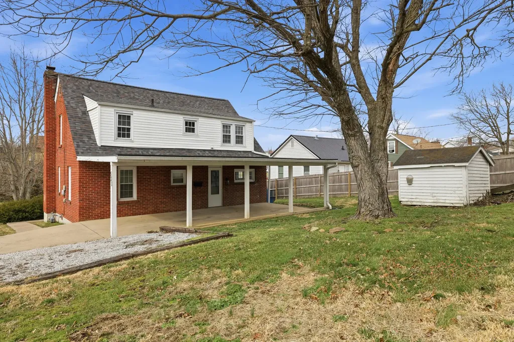 531 Fairway Drive Harrodsburg KY 40330