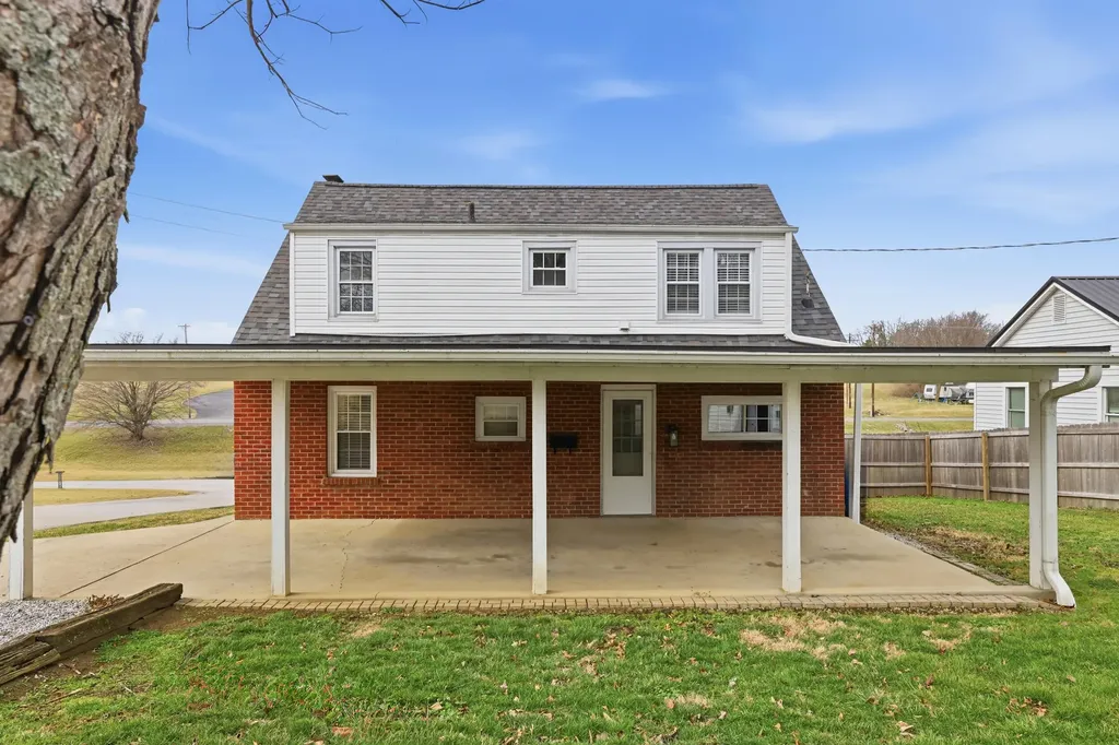 531 Fairway Drive Harrodsburg KY 40330