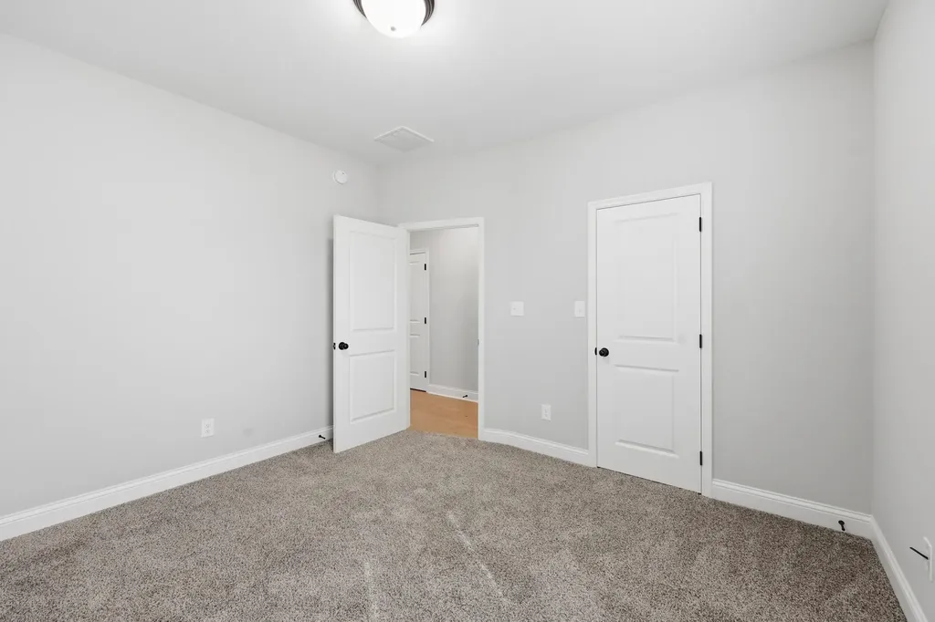 1097 Mission Drive Richmond KY 40475