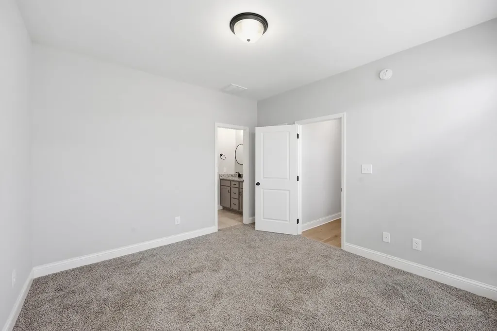 1097 Mission Drive Richmond KY 40475