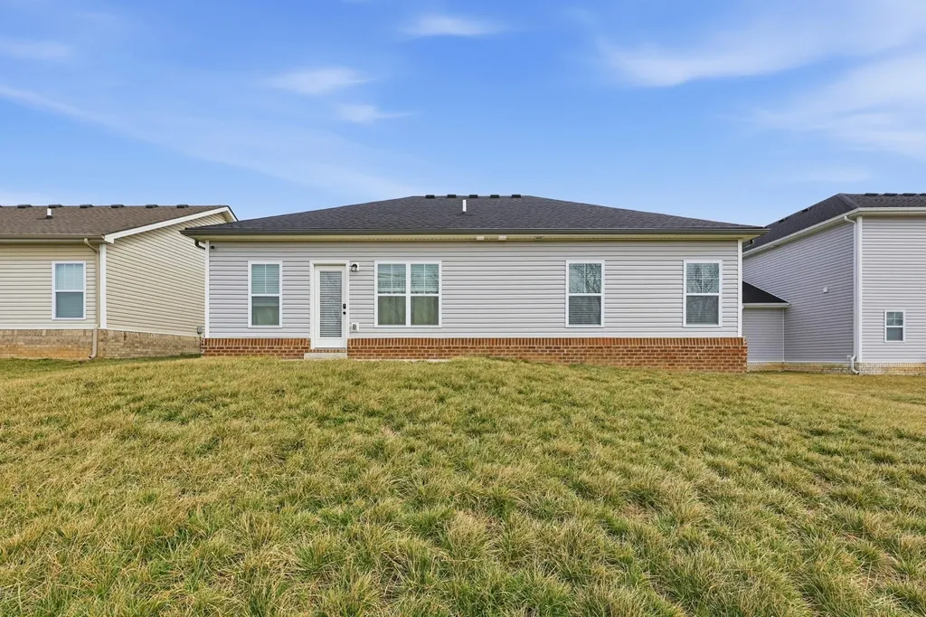 1097 Mission Drive Richmond KY 40475