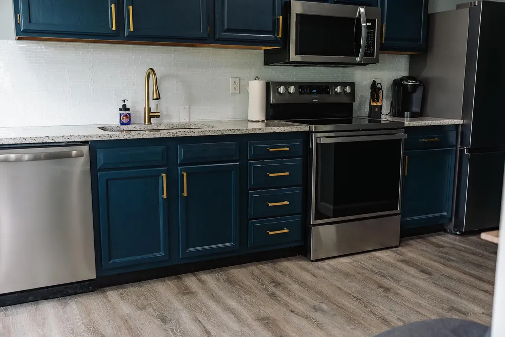 1055 Ky-92 Jamestown KY 42629