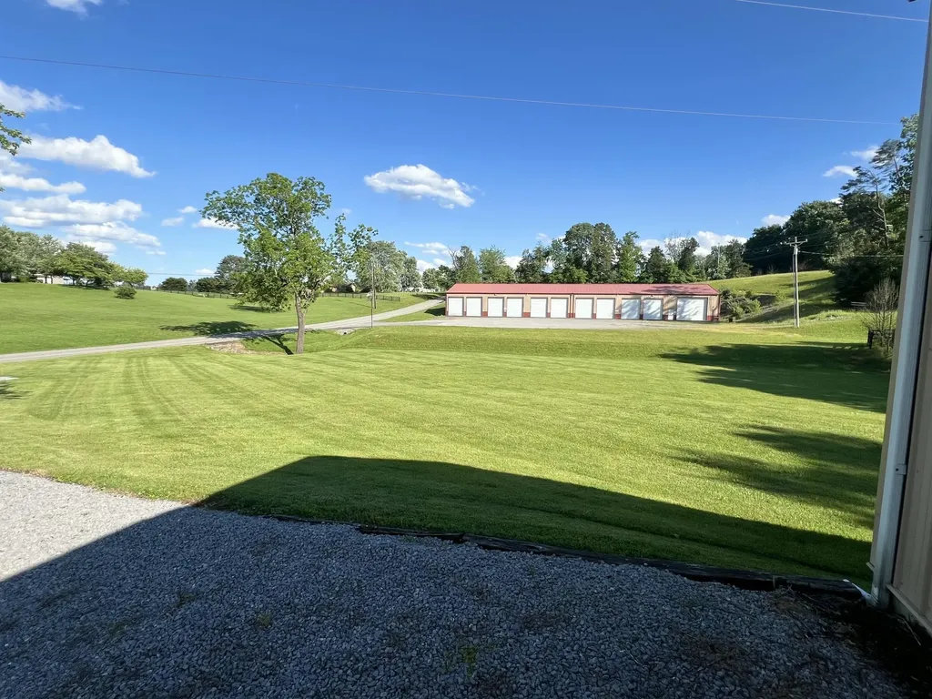 1055 Ky-92 Jamestown KY 42629