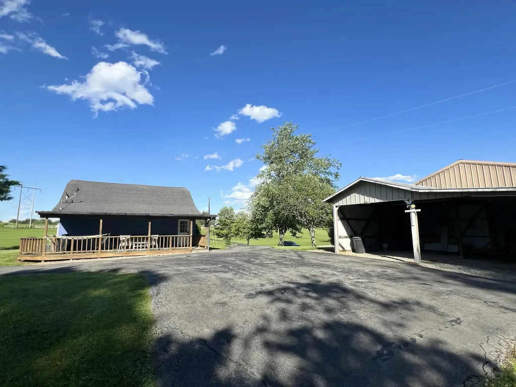1055 Ky-92 Jamestown KY 42629