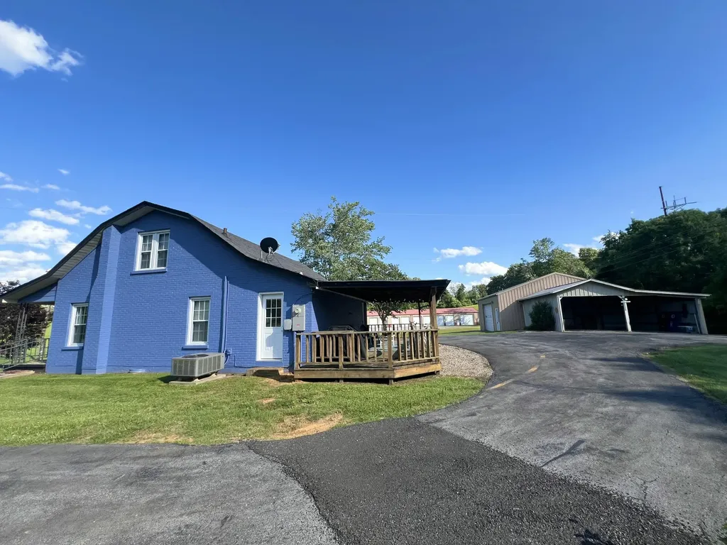 1055 Ky-92 Jamestown KY 42629