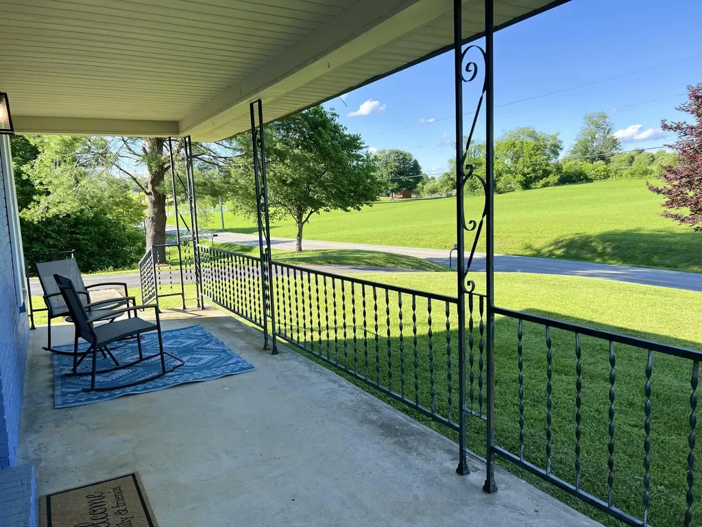 1055 Ky-92 Jamestown KY 42629