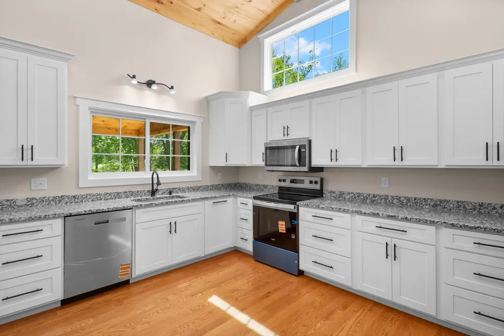 170 Laredo Drive London KY 40741