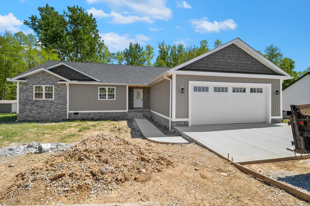 170 Laredo Drive London KY 40741