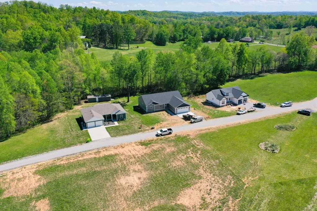 170 Laredo Drive London KY 40741