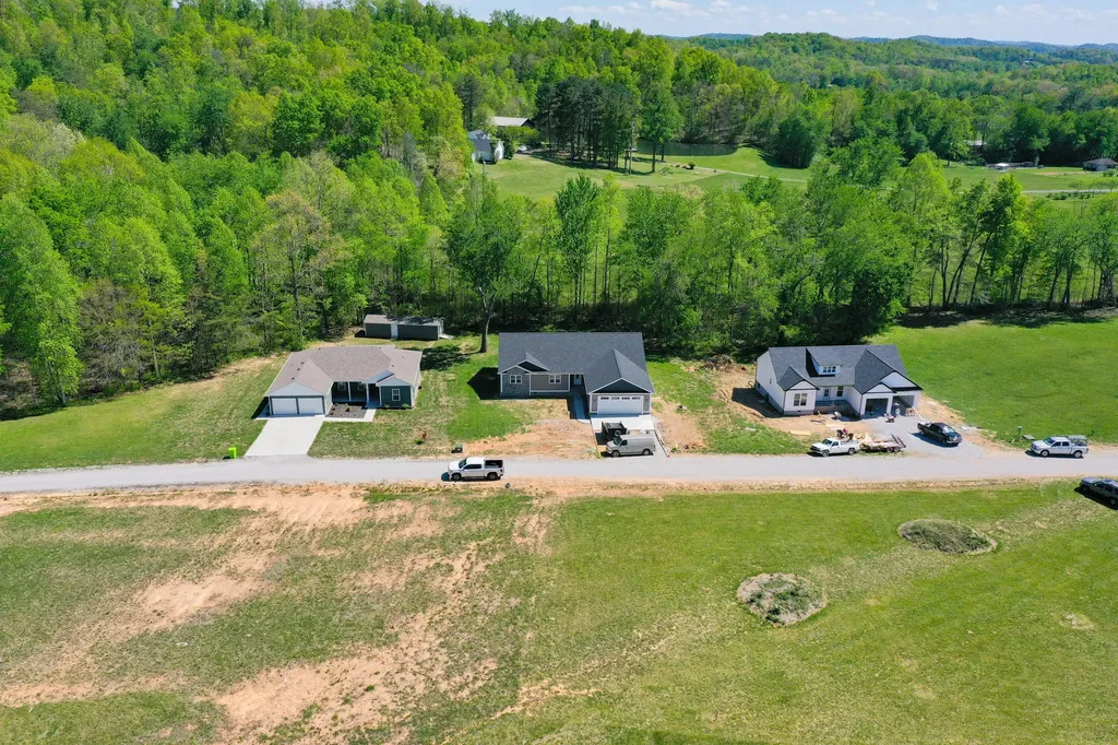 170 Laredo Drive London KY 40741